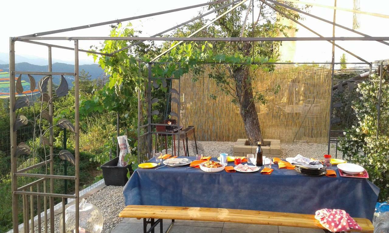Agriturismo Nonni Devia Lucinasco 외부 사진